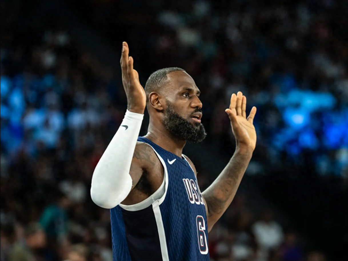 尼日利亚男篮轻取凯尔特人B队，詹姆斯送出助攻