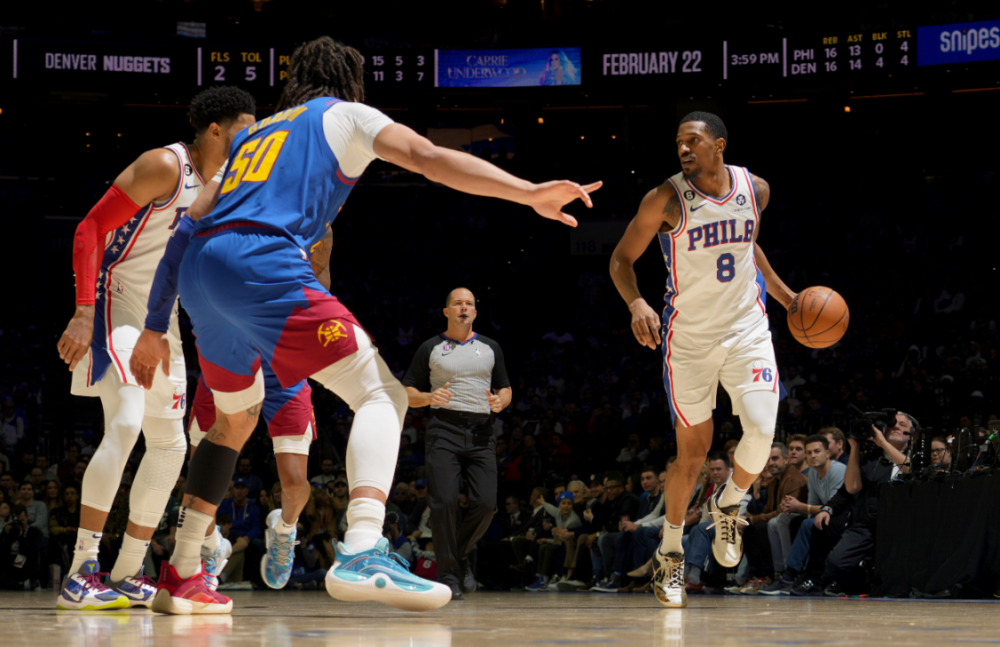 掘金力克意大利男篮，恩比德三分雨点燃全场