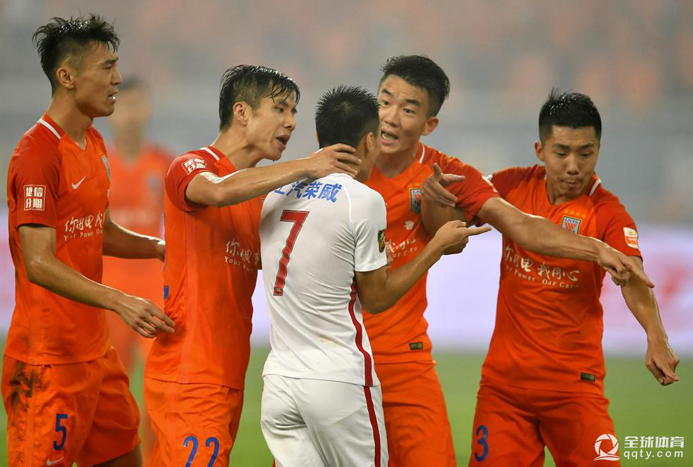 全球热议!体操场外八卦引关注 全球热议!体操场外八卦引关注