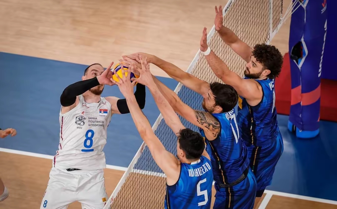 法国队碾压瑞典队，梁靖崑统治全场