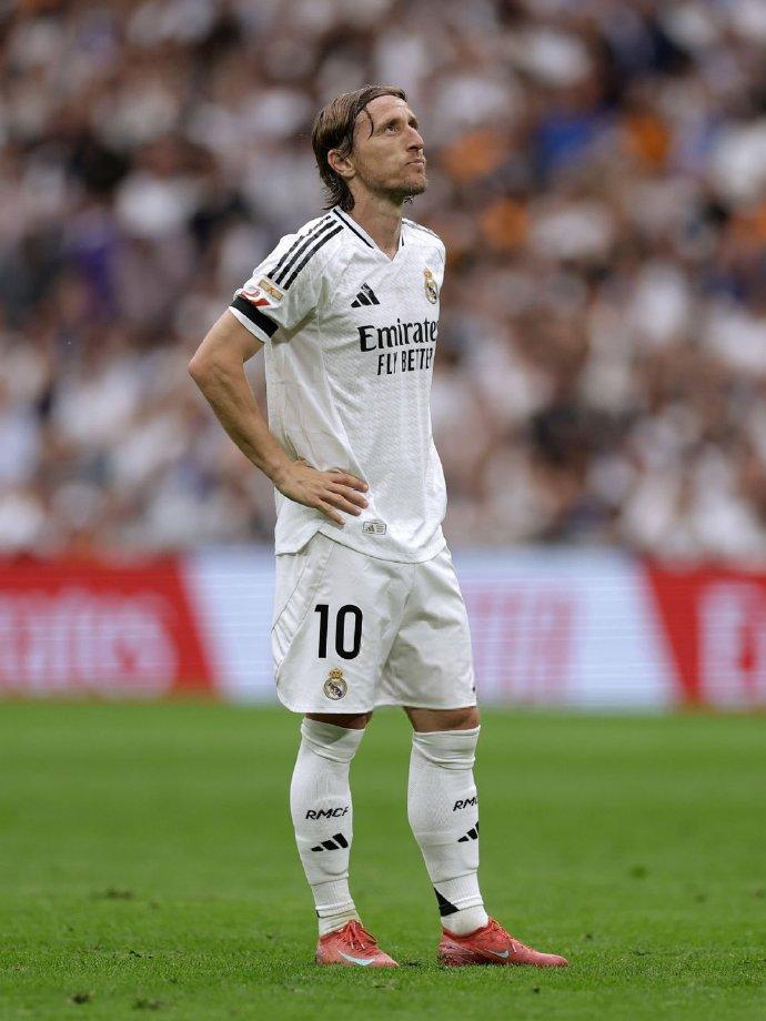 日本绝杀塞维利亚,莫德里奇高光表现 日本绝杀塞维利亚,莫德里奇高光表现