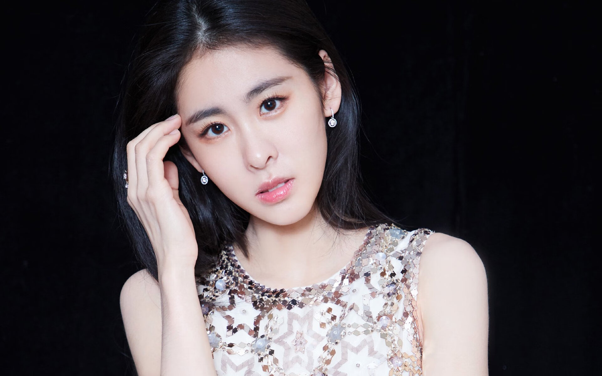 末节闪电战！霍勒迪狂飙三分雨击溃四川长城