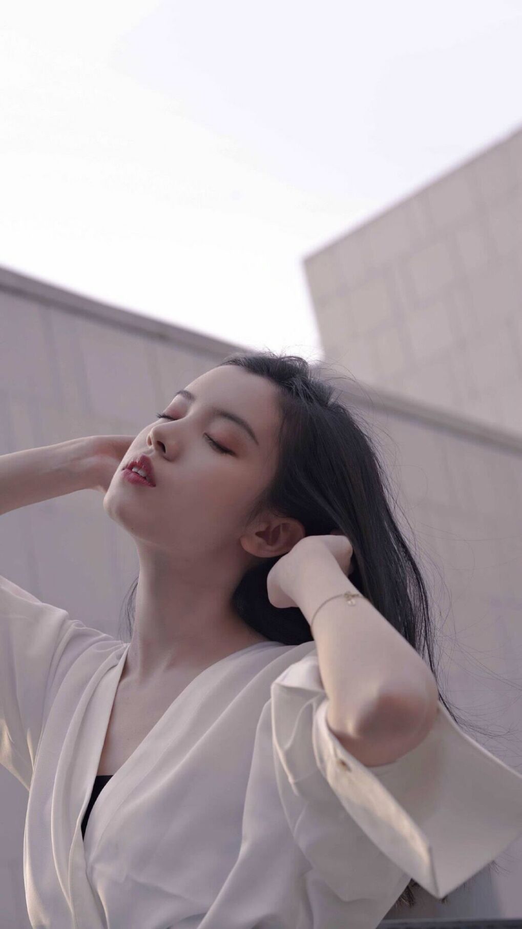 窒息式防守与三秒区博弈，当步行者用铁链锁住广东利齿，武切维奇如何成为终极胜负手？