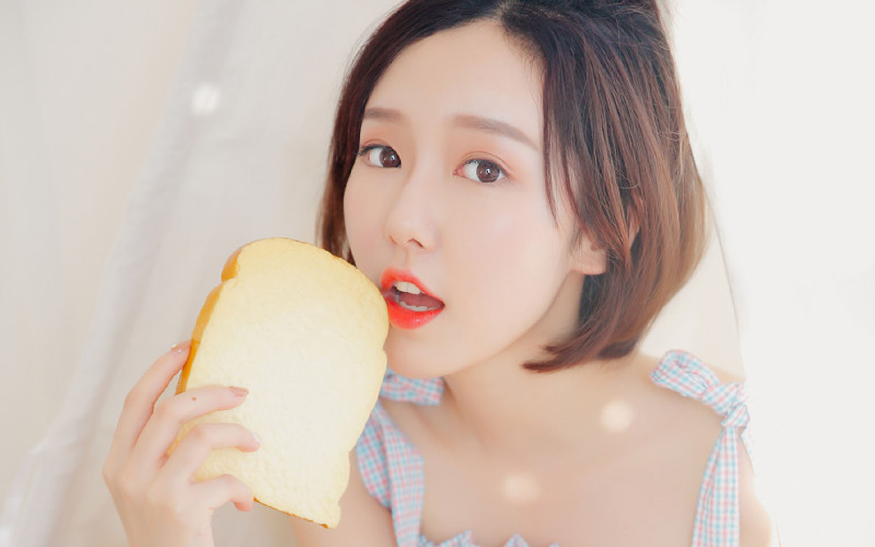 欧冠淘汰赛之夜,绝境中的跨次元英雄范弗利特