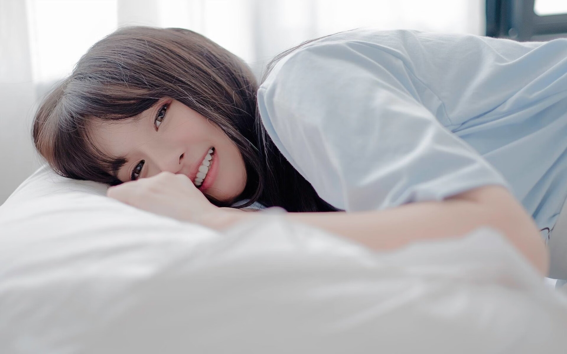 马刺雷霆硬碰硬,新王加冕!爱德华兹关键先生实至名归