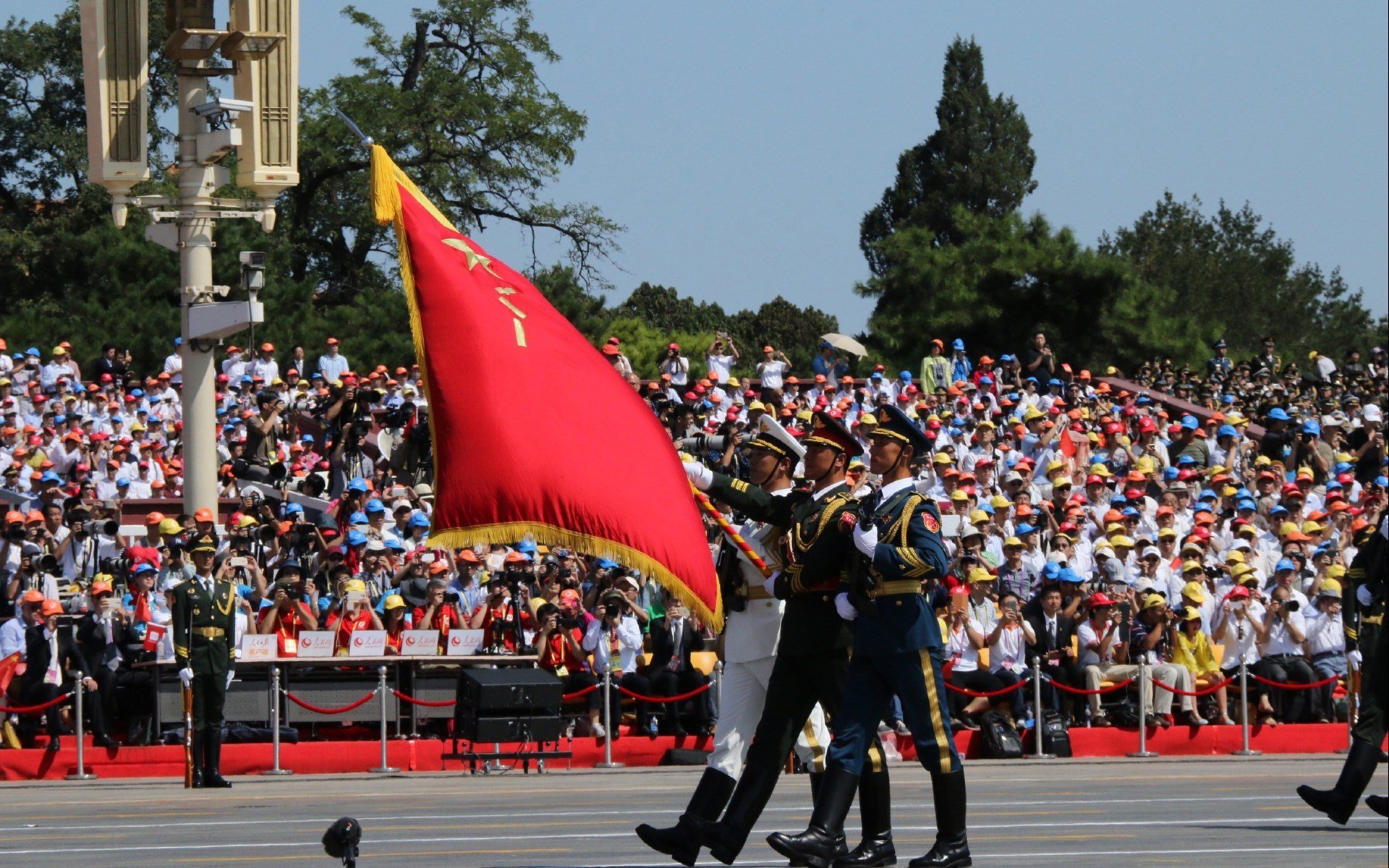 速度与寂静的悖论，斯通斯以极致策略，奏响F1新赛季的冰与火之歌