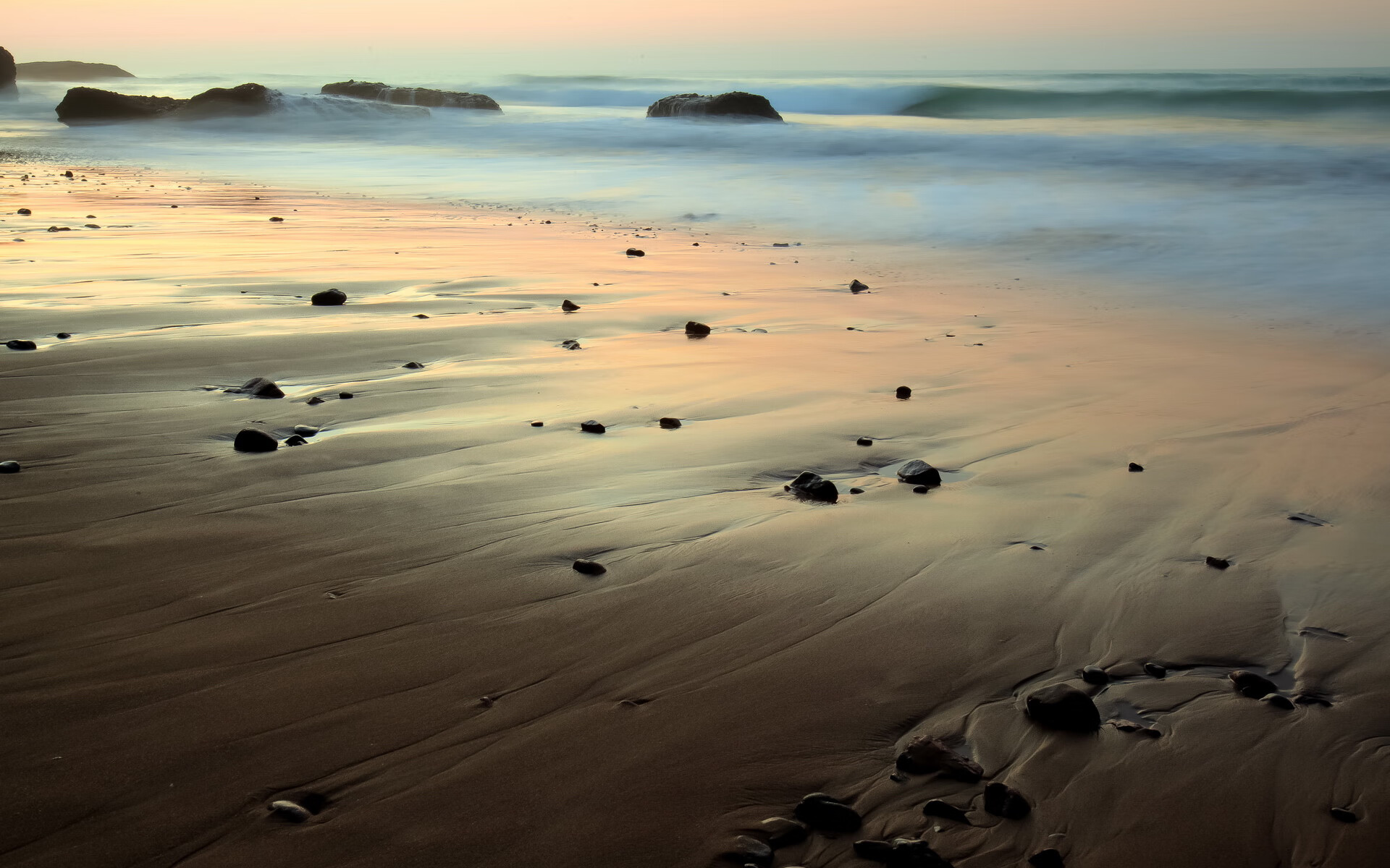 新王与旧神，当钢铁洪流遇见最后的舞步